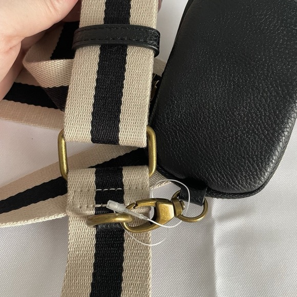 Universal Threads Crossbody Wide Adjustable Strap Black Tan Stripe Black Pouch - Picture 7 of 9